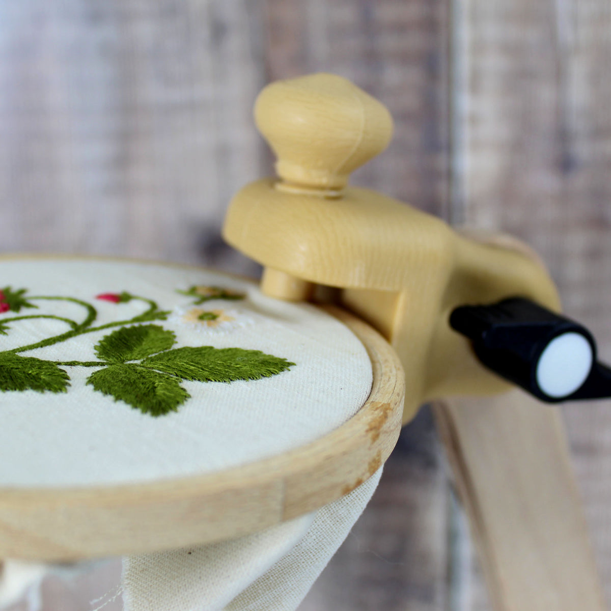 Table Mount Embroidery Stand with Classic Clamp 190-6